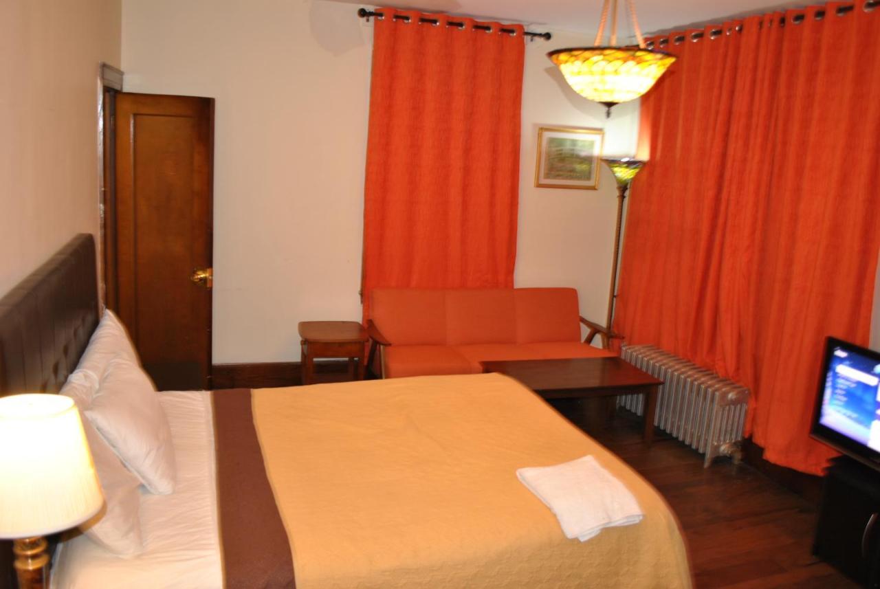 Ewr Airport Multilevel Guest House Room With 2-3 Beds 뉴어크 외부 사진
