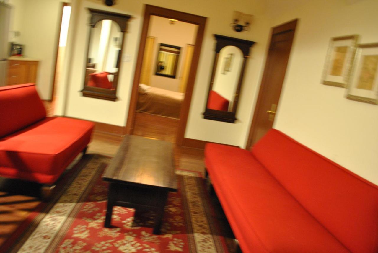 Ewr Airport Multilevel Guest House Room With 2-3 Beds 뉴어크 외부 사진