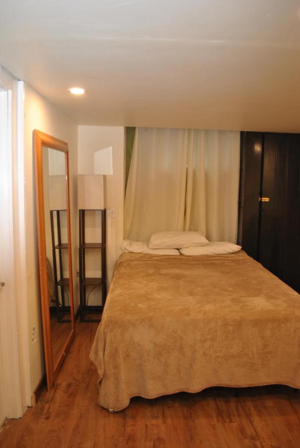 Ewr Airport Multilevel Guest House Room With 2-3 Beds 뉴어크 외부 사진