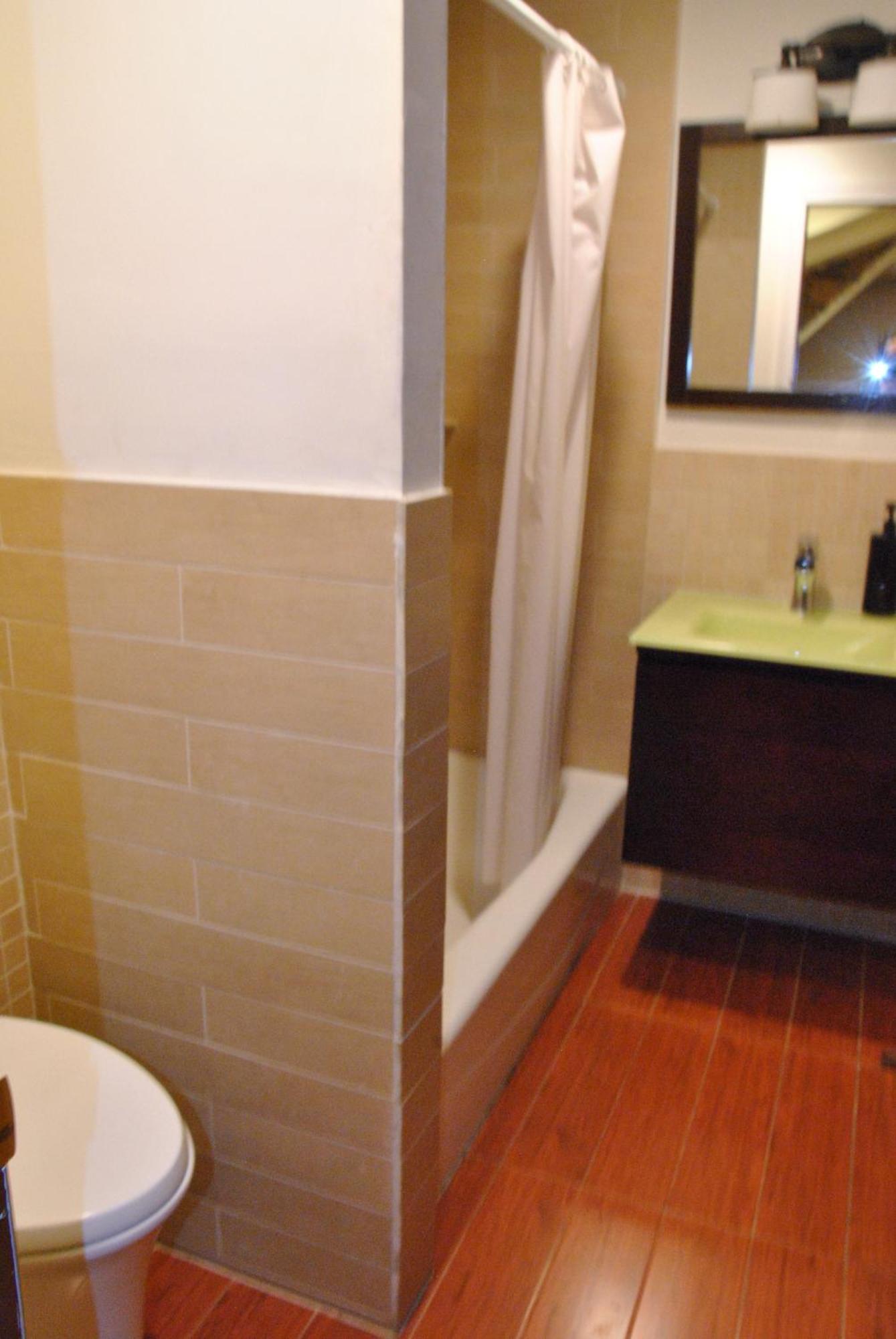 Ewr Airport Multilevel Guest House Room With 2-3 Beds 뉴어크 외부 사진
