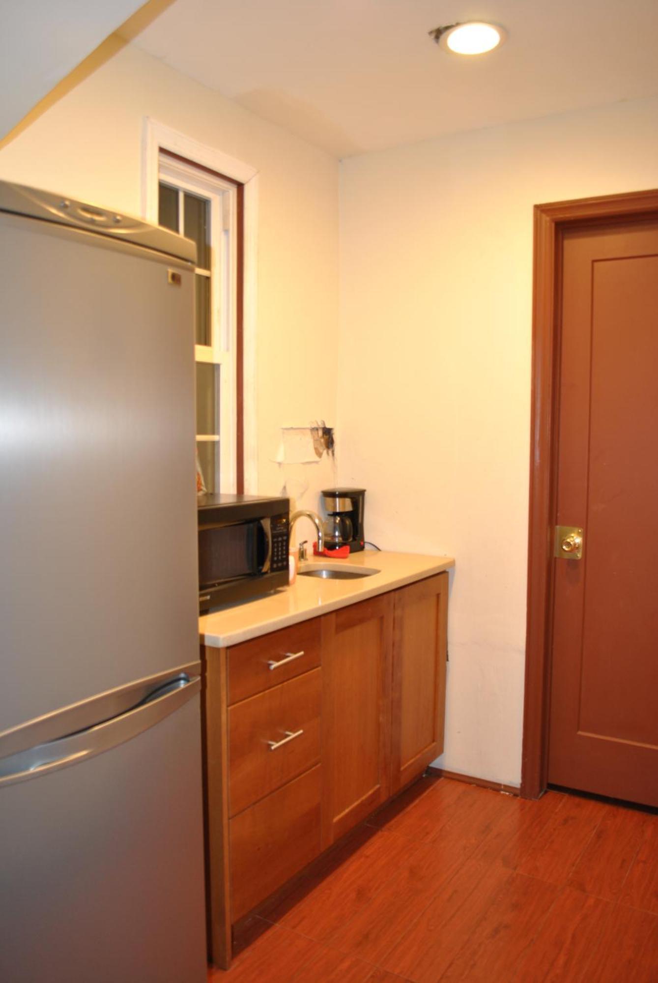 Ewr Airport Multilevel Guest House Room With 2-3 Beds 뉴어크 외부 사진