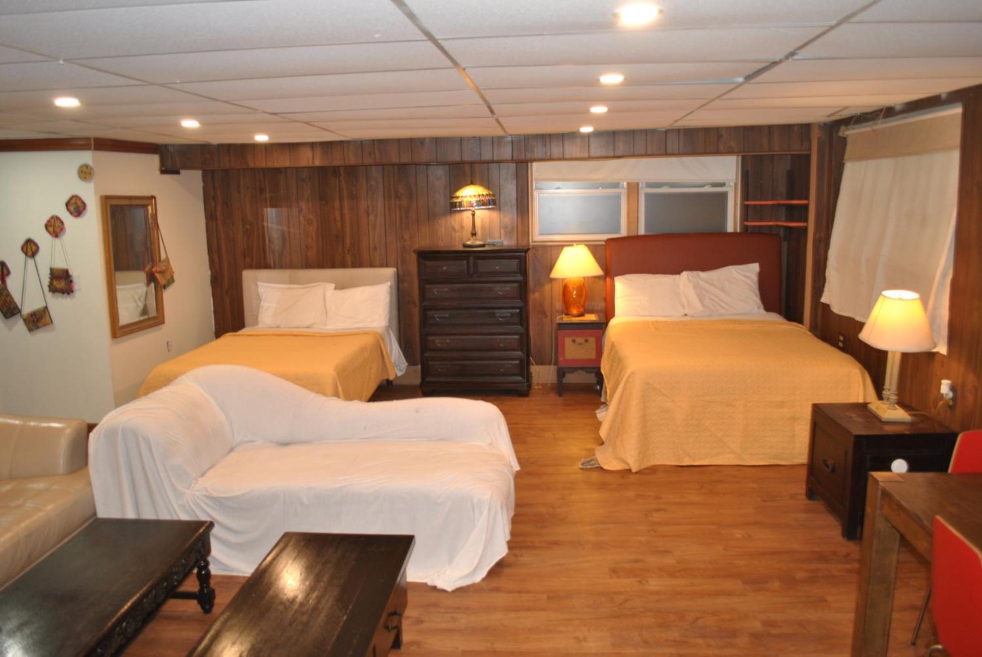 Ewr Airport Multilevel Guest House Room With 2-3 Beds 뉴어크 외부 사진